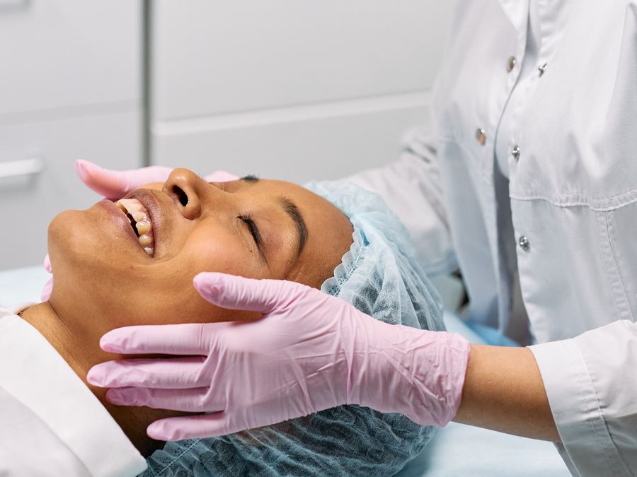 Skin treatment with a relaxed client
